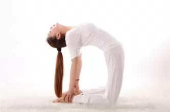 Pflegen Sie die regelmäßige Yoga -Praxis für ein besseres Leben Pflegen Sie die regelmäßige Yoga -Praxis für ein besseres Leben