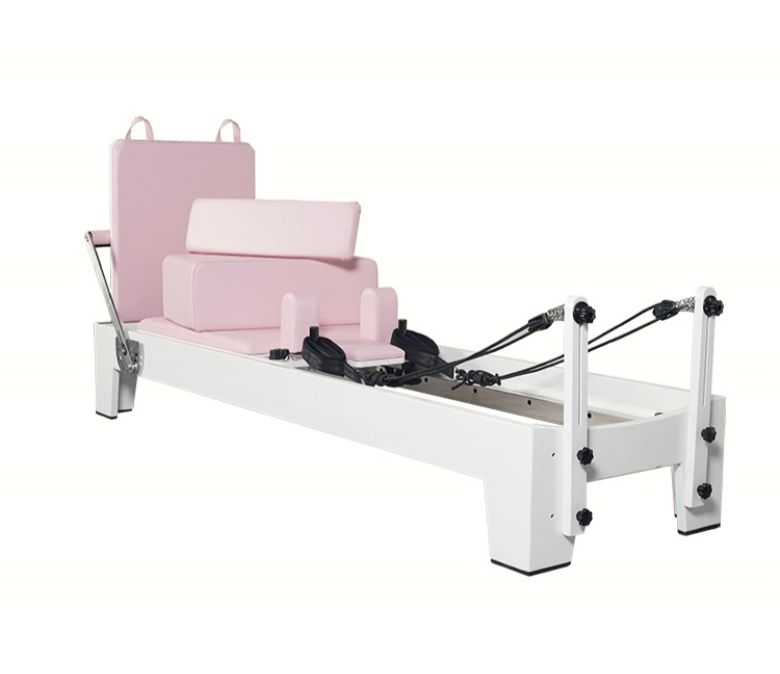 Weiß gestrichene Eiche Pink Pilates Ausrüstung