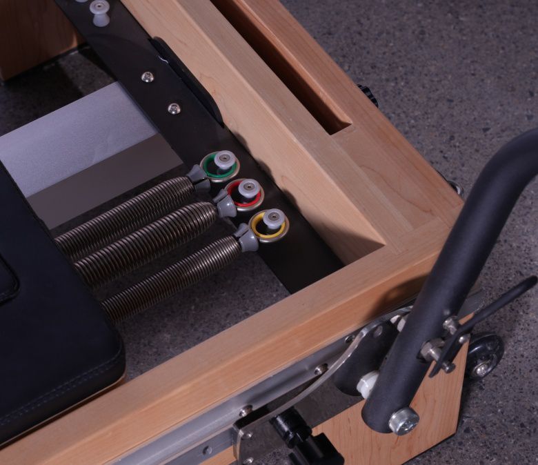 Maple Full Track Split Pilates Reformer mit Turm