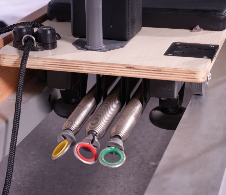 Maple Full Track Split Pilates Reformer mit Turm