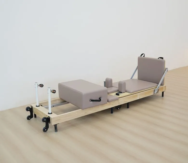 No-Yoint Eiche Foldable Pilates Reformer
