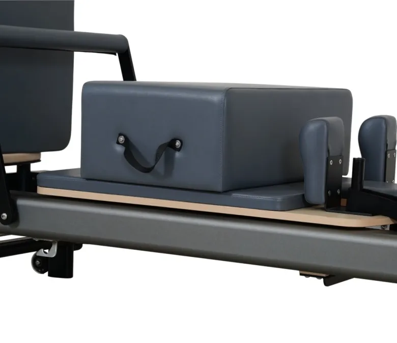 Gunmetal Grey Anodized Aluminium Pilates Reformer Bett