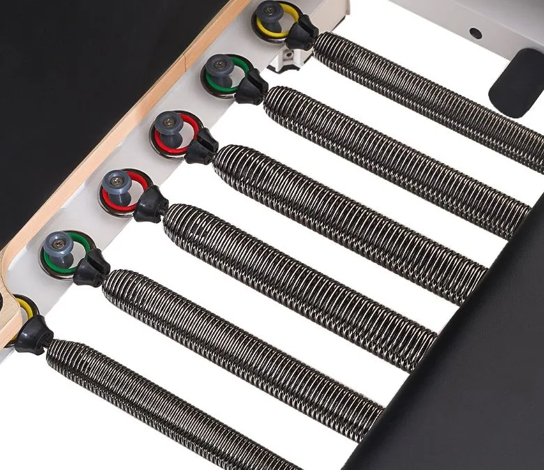 Weißer Faltbarer Pilates-Reformer Aus Aluminium Zu Verkaufen